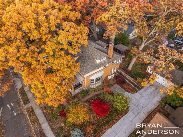 356 Woodmere Avenue Se, City Of Grand Rapids, MI 49506