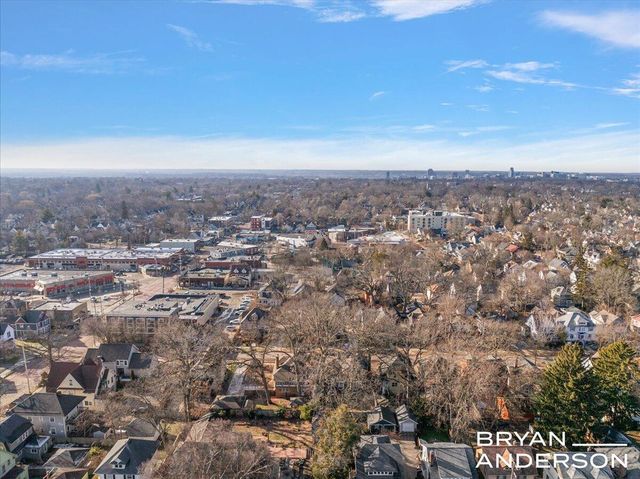 356 Woodmere Avenue Se, City Of Grand Rapids, MI 49506