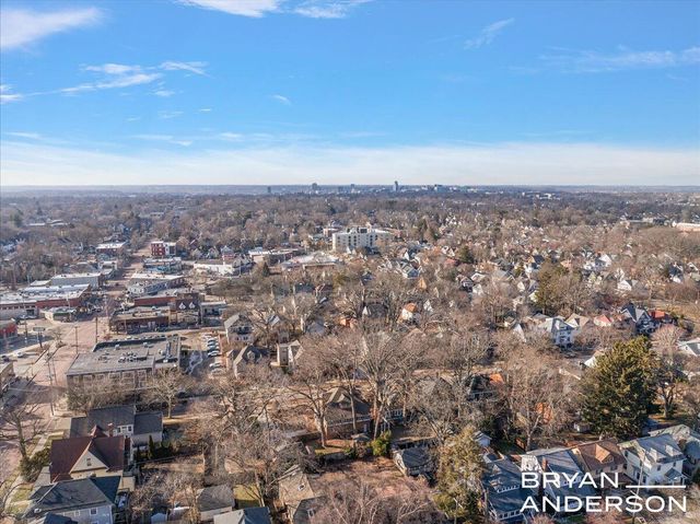 356 Woodmere Avenue Se, City Of Grand Rapids, MI 49506