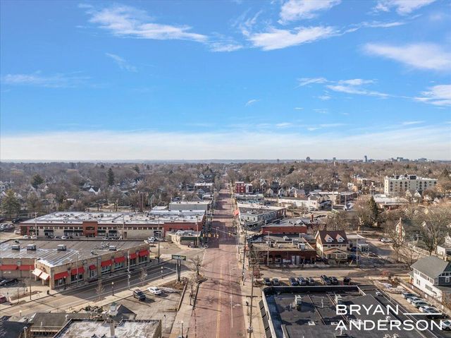 356 Woodmere Avenue Se, City Of Grand Rapids, MI 49506