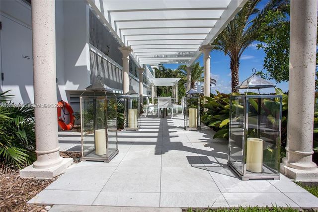 9821 E Bay Harbor Drive 706, Bay Harbor Islands, FL 33154