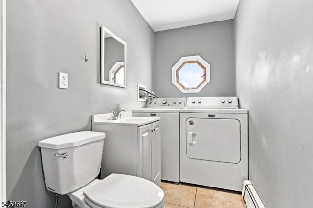 1528 Washington Ave, Pompton Lakes Boro, NJ 07442