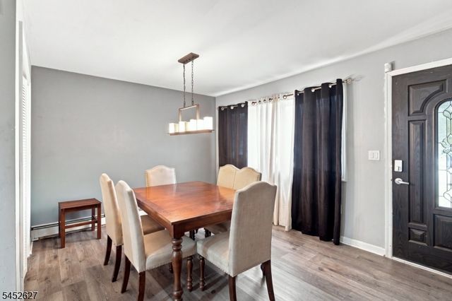 1528 Washington Ave, Pompton Lakes Boro, NJ 07442