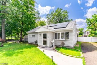 1528 Washington Ave, Pompton Lakes Boro, NJ 07442