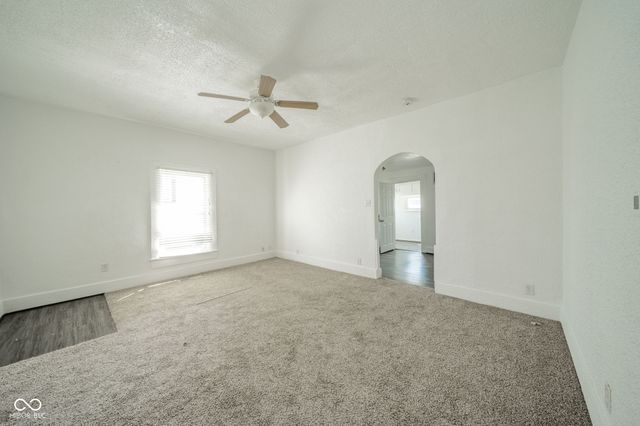 1433 W 5th Street, Anderson, IN 46016