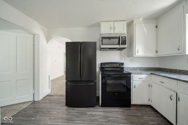 1433 W 5th Street, Anderson, IN 46016