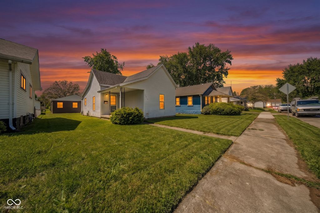 1433 W 5th Street, Anderson, IN 46016
