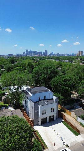 221 S Henderson Avenue, Dallas, TX 75214