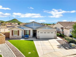 31524 Mojave Red Court, Menifee, CA 92584