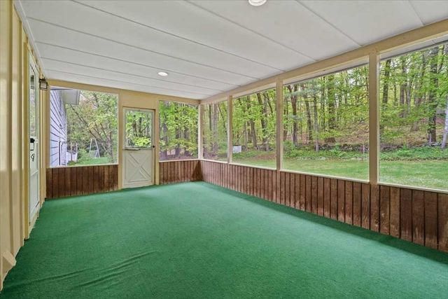 34 Fort Sumter Dr, Holden, MA 01520