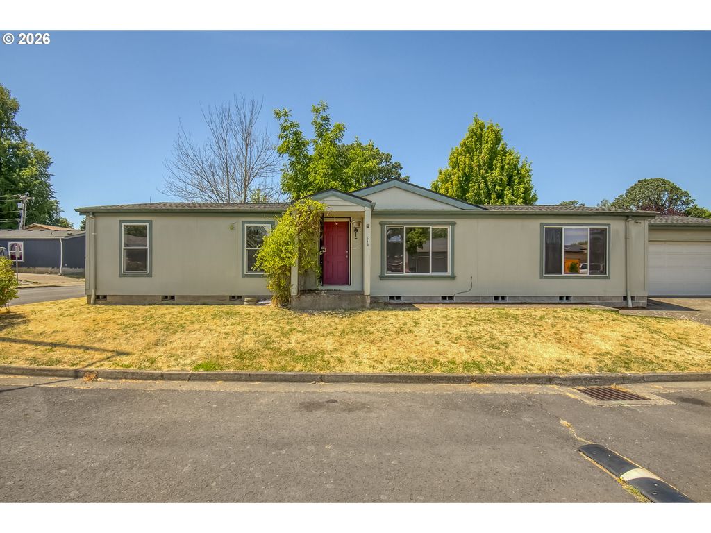Image 1 of property listing at 513 MADSEN Loop, Carlton, OR 97111