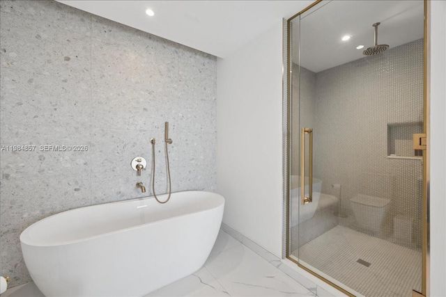 2678 Tigertail Ave 501, Miami, FL 33133