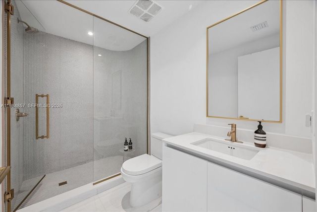 2678 Tigertail Ave 501, Miami, FL 33133