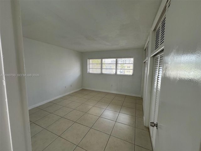 7340 SW 82nd St C203, Miami, FL 33143