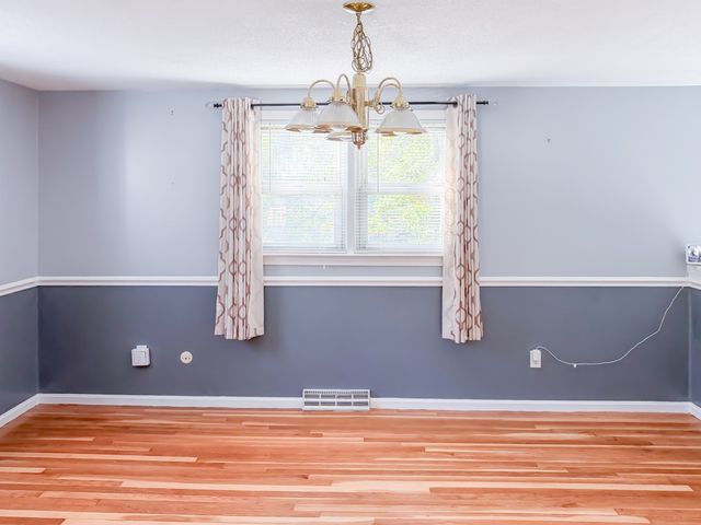64 Hillside Dr, Plymouth, MA 02360