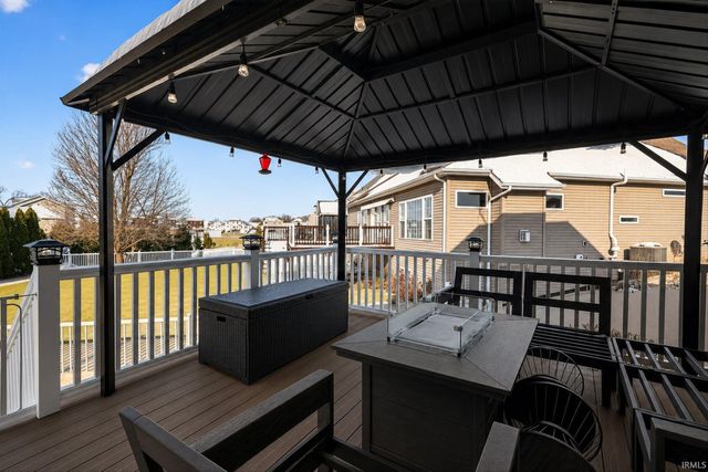 54855 Springfield Trace Drive, Osceola, IN 46561