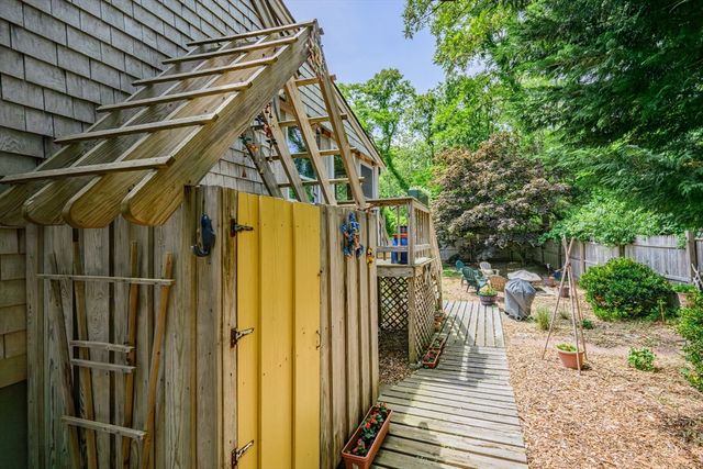 65 Pilgrims Path, Eastham, MA 02642