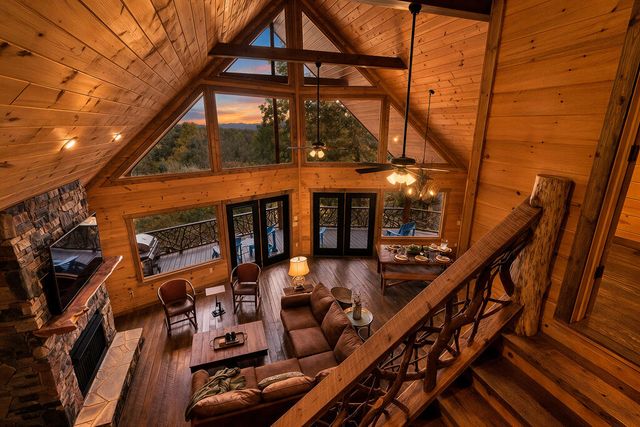 560 Endless View Road, Mineral Bluff, GA 30559