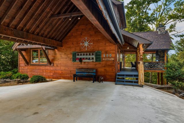 560 Endless View Road, Mineral Bluff, GA 30559
