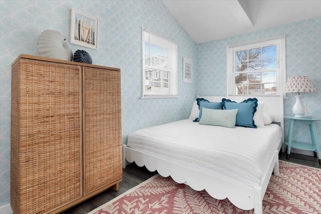 30 Roosevelt Rd 1, Marshfield, MA 02050