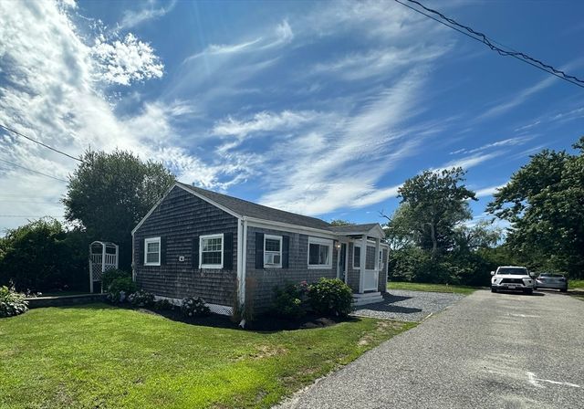 30 Roosevelt Rd 1, Marshfield, MA 02050
