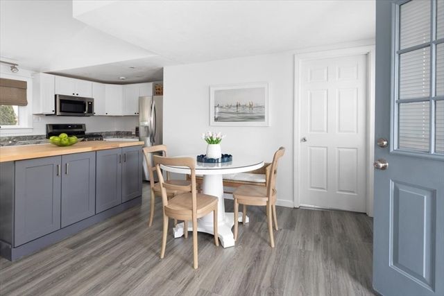 30 Roosevelt Rd 1, Marshfield, MA 02050
