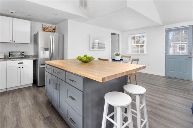 30 Roosevelt Rd 1, Marshfield, MA 02050