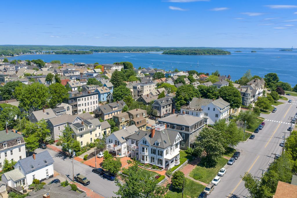 22 Eastern Promenade 1, Portland, ME 04101 — photo 3