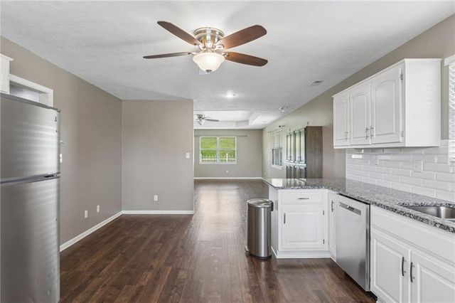 524 Saturn Drive, Raymore, MO 64083