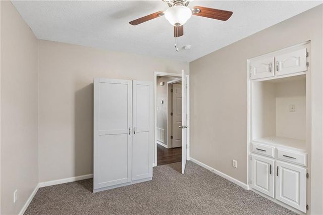 524 Saturn Drive, Raymore, MO 64083