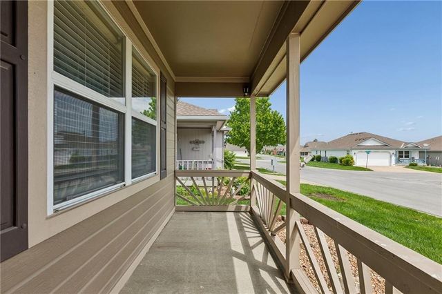 524 Saturn Drive, Raymore, MO 64083