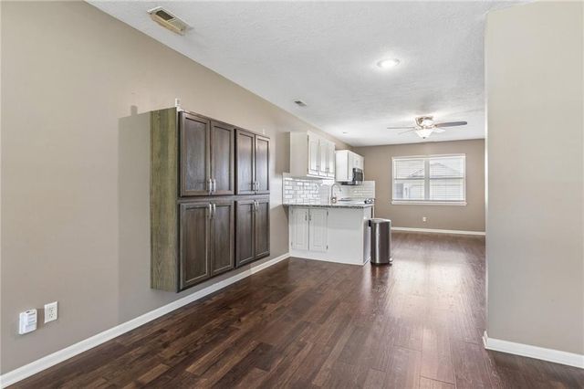 524 Saturn Drive, Raymore, MO 64083