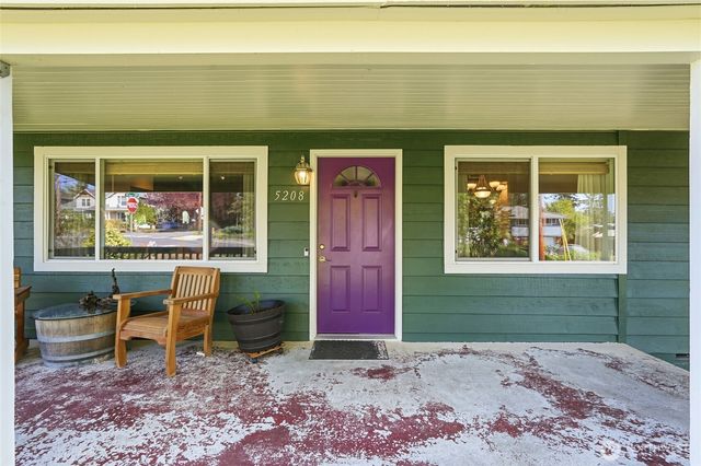 5208 191st Street SW, Lynnwood, WA 98036