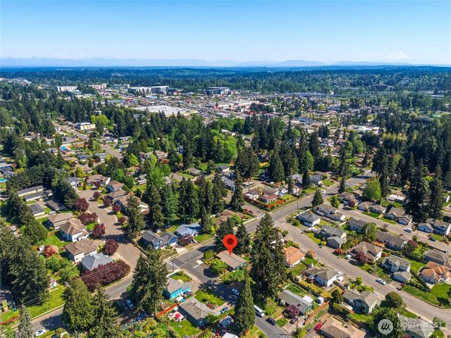 5208 191st Street SW, Lynnwood, WA 98036