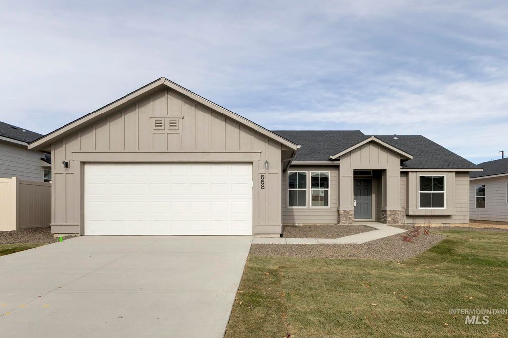13678 Nisene Ct, Caldwell, ID 83607