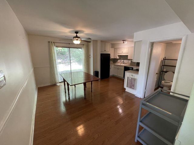 110 Bellevue Rd Apt 16, Nashville, TN 37221