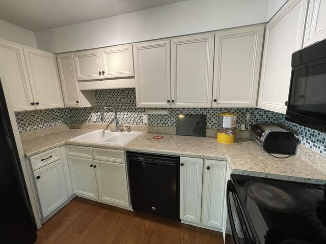 110 Bellevue Rd Apt 16, Nashville, TN 37221