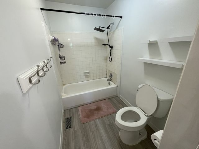 110 Bellevue Rd Apt 16, Nashville, TN 37221