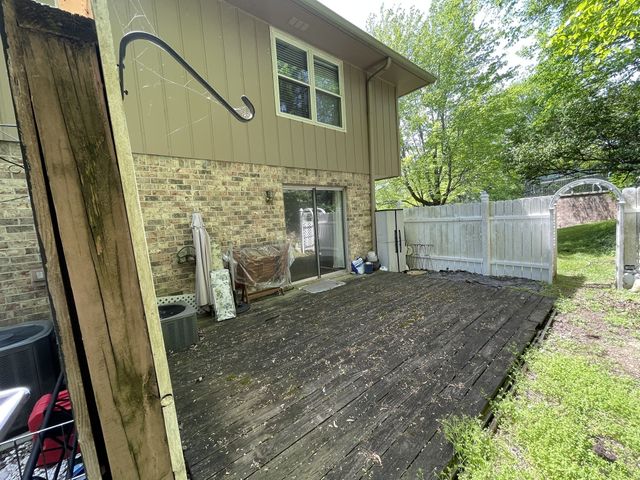 110 Bellevue Rd Apt 16, Nashville, TN 37221