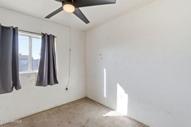 204 E HAMPTON Avenue, Mesa, AZ 85210
