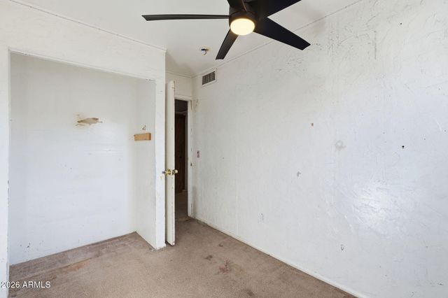 204 E HAMPTON Avenue, Mesa, AZ 85210