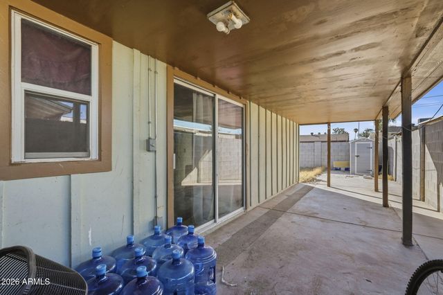 204 E HAMPTON Avenue, Mesa, AZ 85210