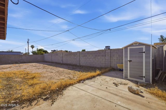204 E HAMPTON Avenue, Mesa, AZ 85210