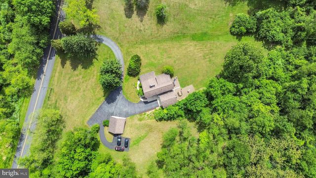 1094 SEIFRIT LN, Bernville, PA 19506