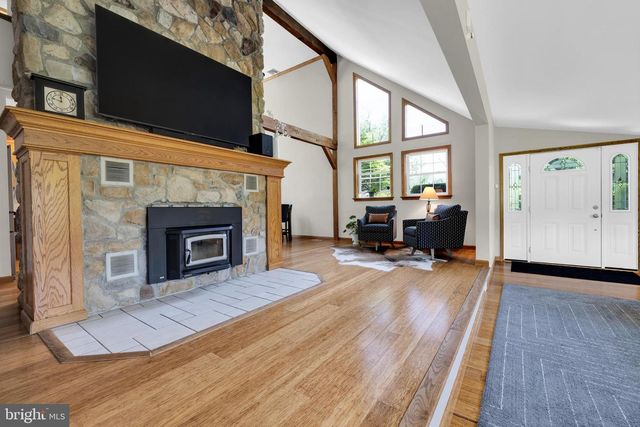 1094 SEIFRIT LN, Bernville, PA 19506