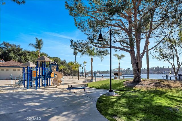 26467 Portola, Mission Viejo, CA 92692