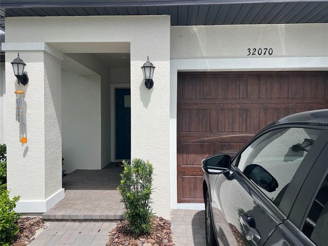 32070 GRIFFIN SANDS LANE, San Antonio, FL 33576