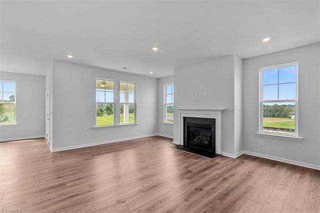386 Yarrow Drive, Lexington, NC 27295