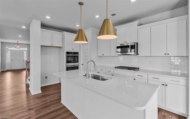 386 Yarrow Drive, Lexington, NC 27295