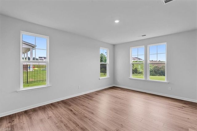 386 Yarrow Drive, Lexington, NC 27295